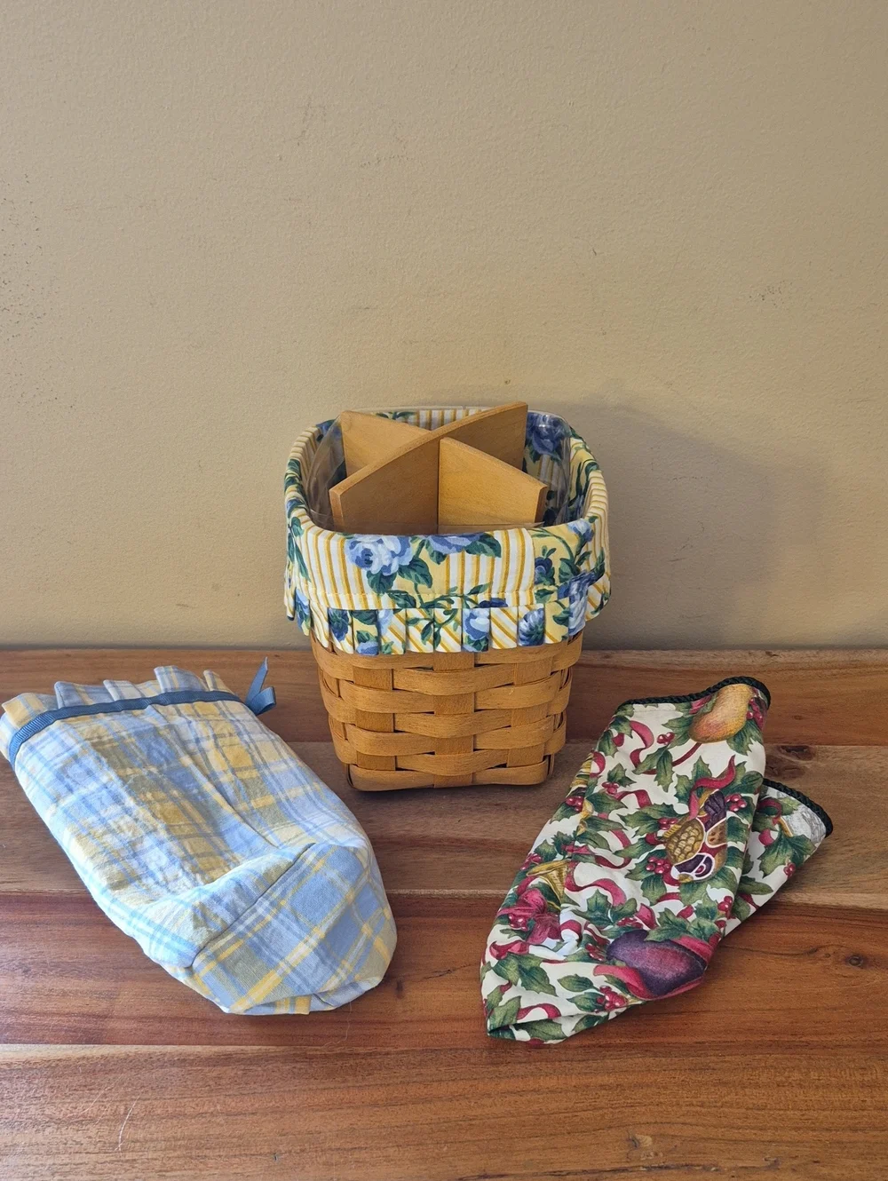 Vintage 1997 Longaberger Divided Utensil Caddy Basket w/ Protector & 3 Liners